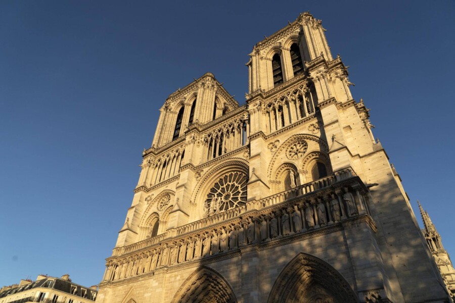 Co z katedrą Notre Dame po pożarze?